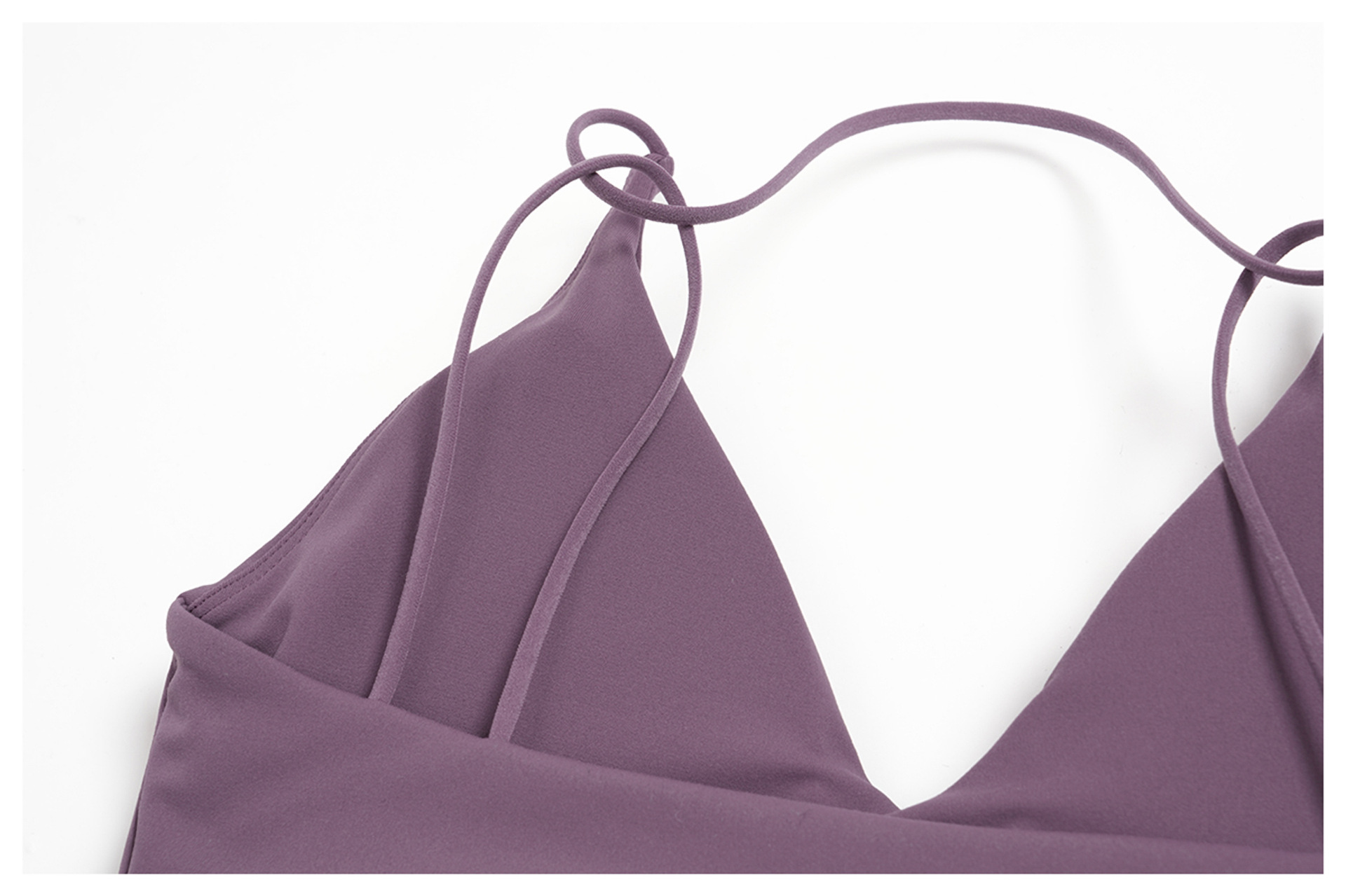 Sexy Backless V-neck Solid Color Yoga Bra EWX5544