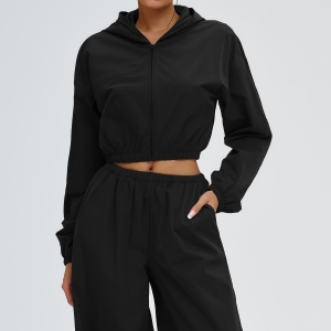 Outdoor Sun Protection and Hooded Sports Jacket with Windproof Zipper EWT2520