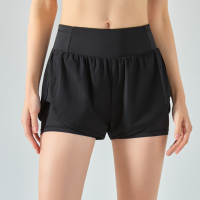 Three-Pocket Breathable Quick-Dry Sports Shorts DSS562